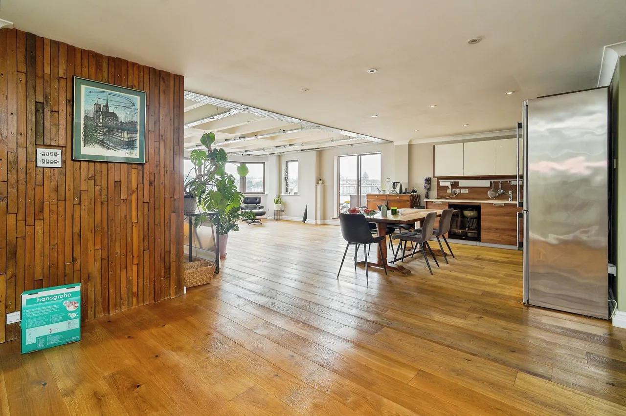 Cumberland Mills Square, London, E14, photo 2