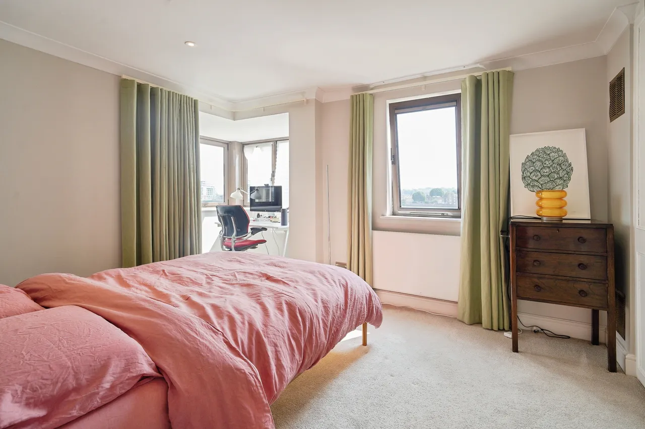 Cumberland Mills Square, London, E14, photo 9