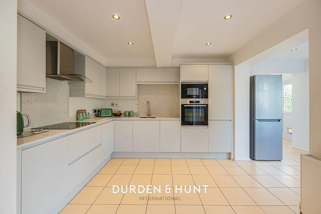 North End, Buckhurst Hill, IG9, photo 7