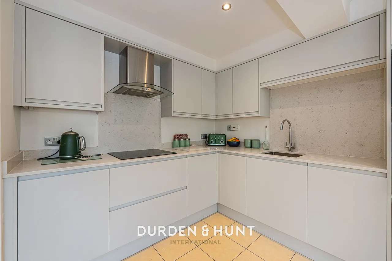 North End, Buckhurst Hill, IG9, photo 8