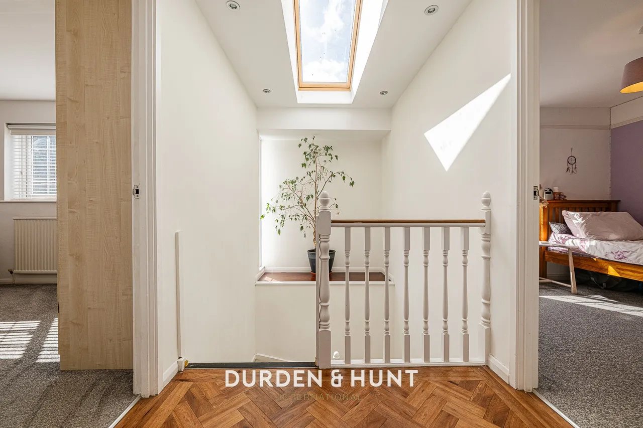 North End, Buckhurst Hill, IG9, photo 16