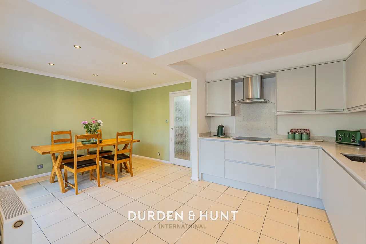 North End, Buckhurst Hill, IG9, photo 5