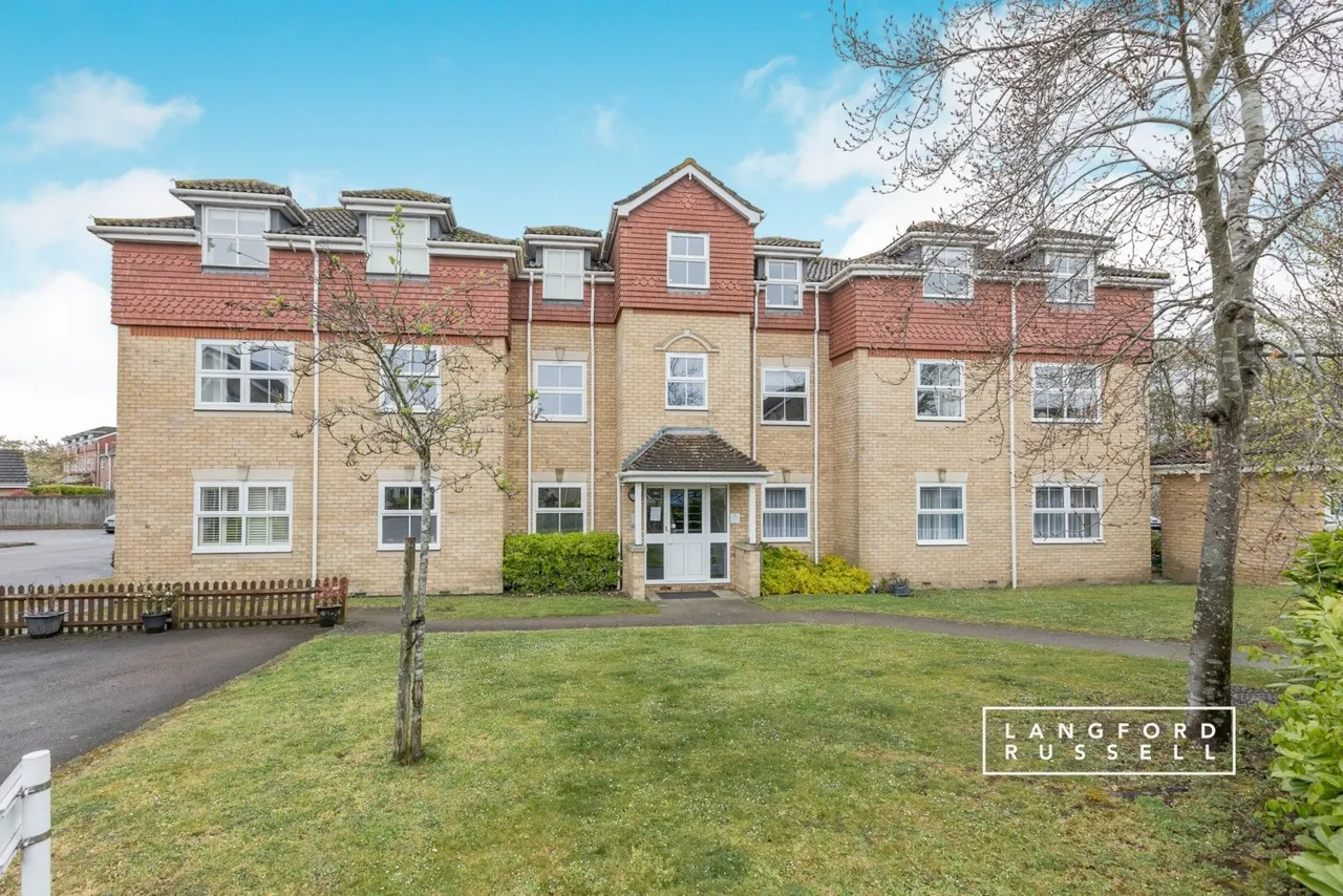 2 bed flat to rent, Aisher Way, Sevenoaks, TN13