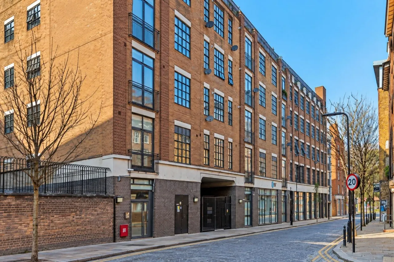 1 bed flat for sale, Boundary Street, Shoreditch, E2