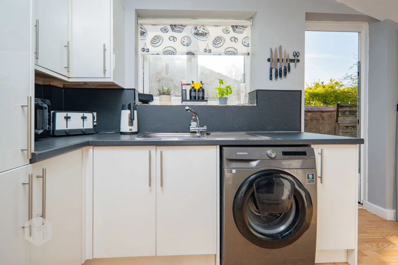 Beardwood Road, Manchester, M9 6RW, photo 9