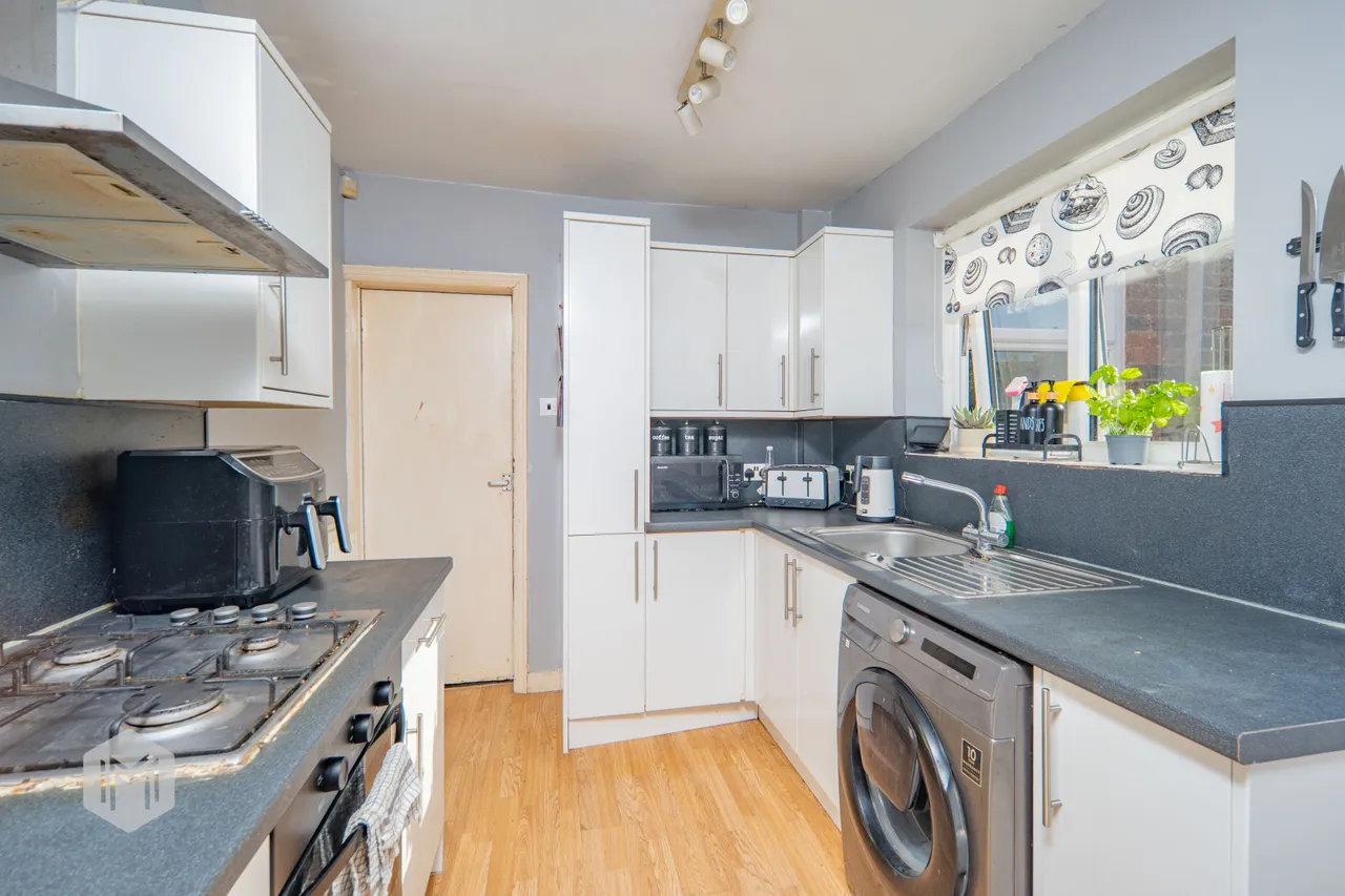 Beardwood Road, Manchester, M9 6RW, photo 4