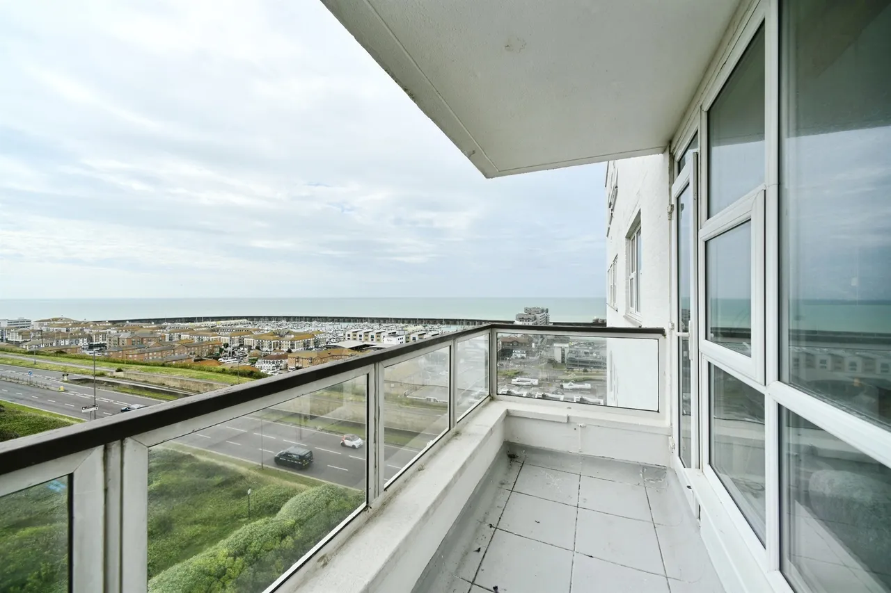 Marine Gate, Brighton, photo 9