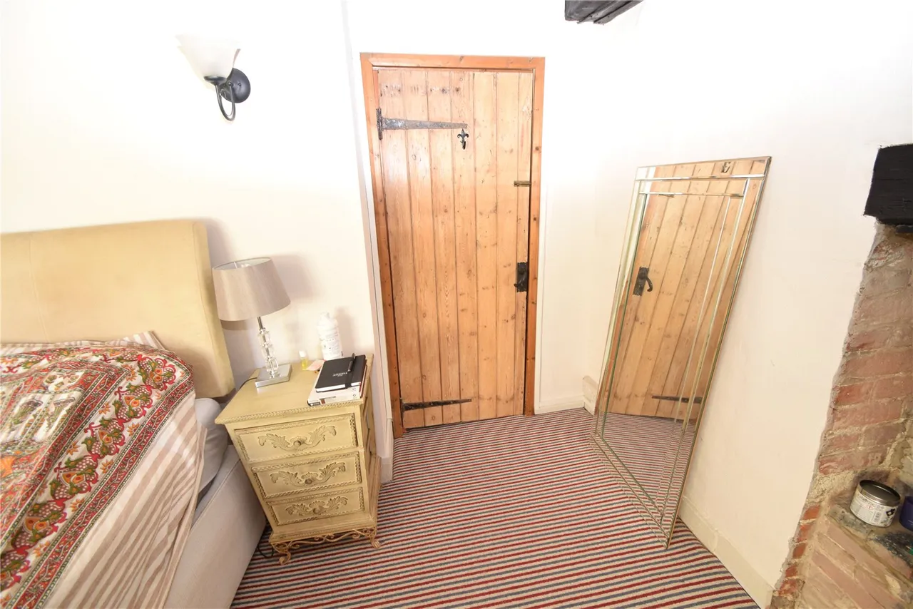 Plough Road, Yateley, Hampshire, GU46 7UW, photo 14