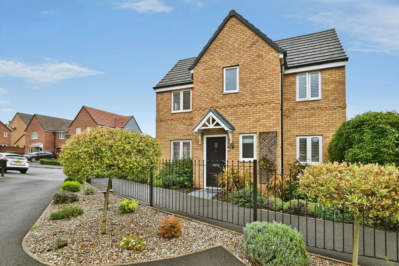 Lievesley Grove, Gedling, Nottingham, Nottinghamshire, NG4, photo 18