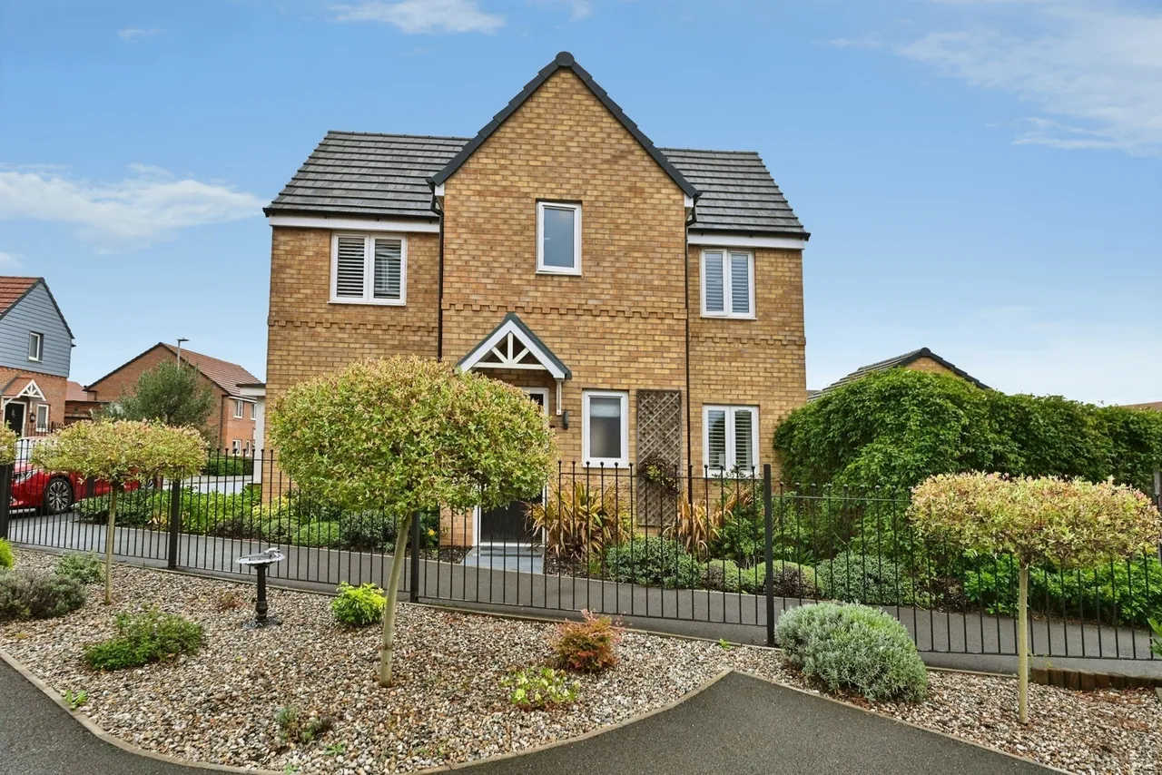 3 bed house for sale — Lievesley Grove, Gedling, Nottingham, Nottinghamshire, NG4