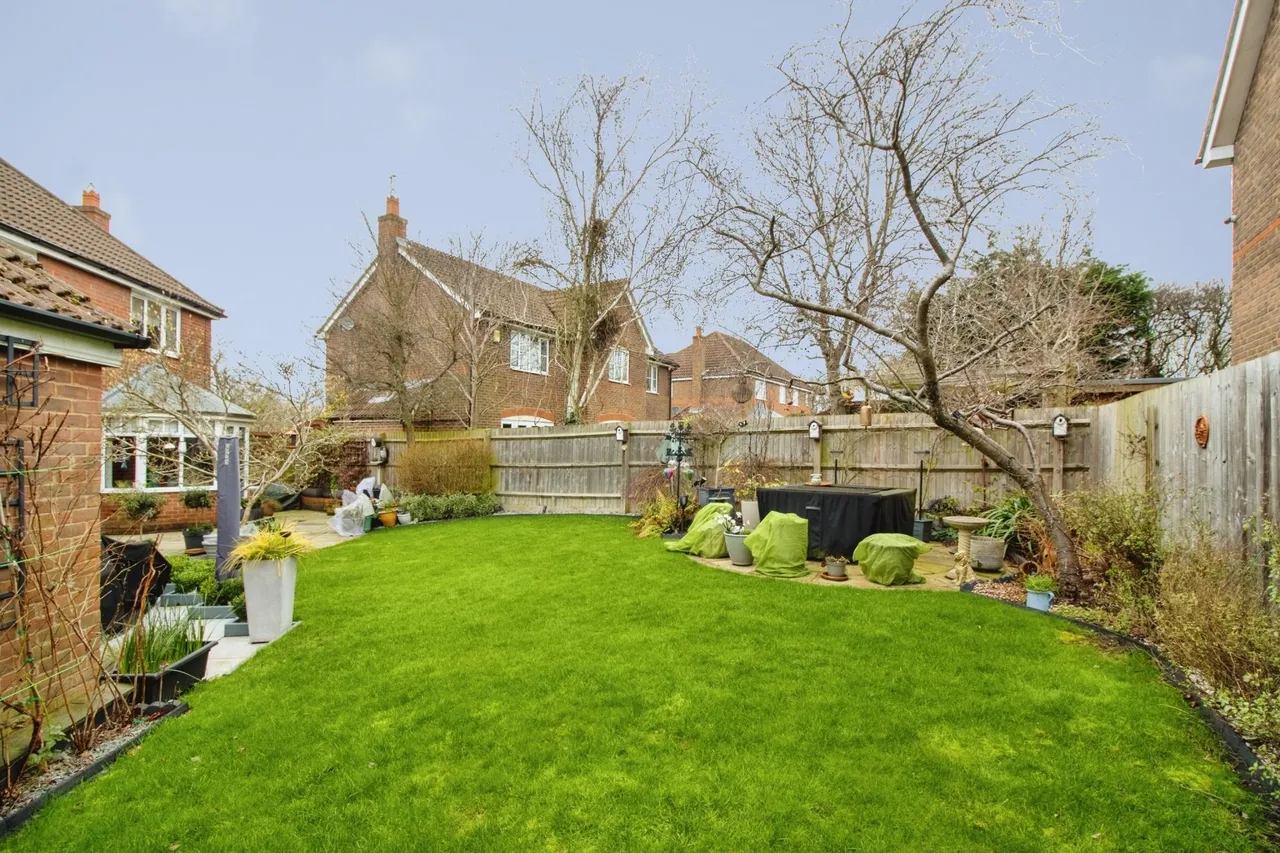 Ravel Close, Milton Keynes, MK7, photo 25