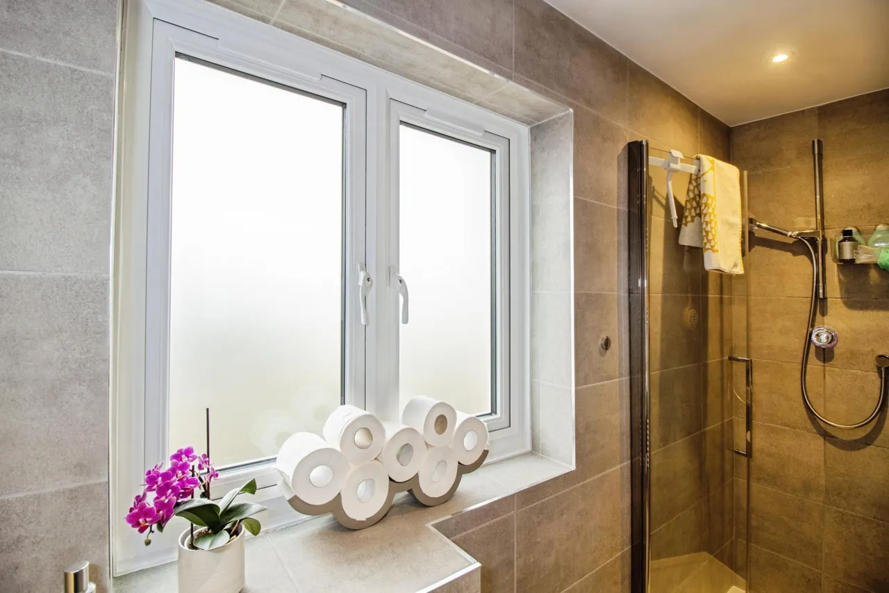 Ravel Close, Milton Keynes, MK7, photo 22