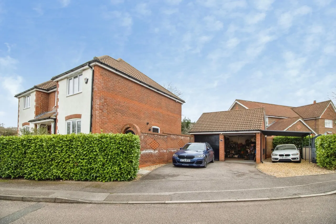 Ravel Close, Milton Keynes, MK7, photo 29