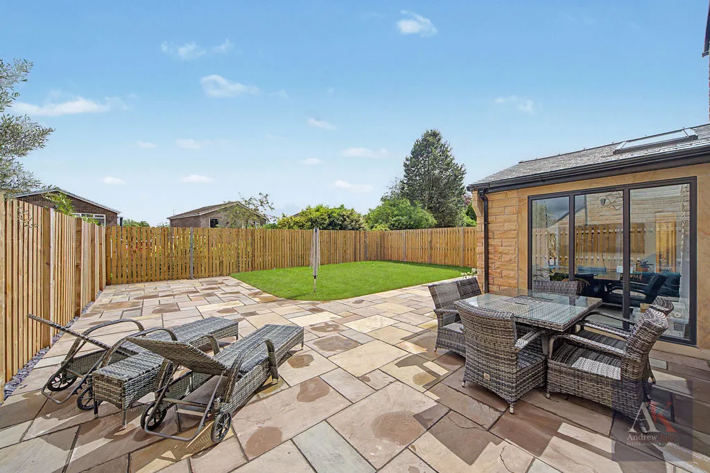 Chestnut Way, Littleborough OL15 8RW, photo 5