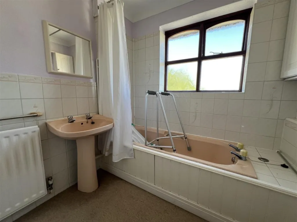 School Road, Meadowbank, CW7, photo 23