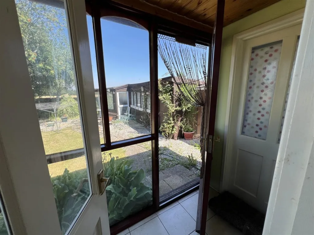 School Road, Meadowbank, CW7, photo 15