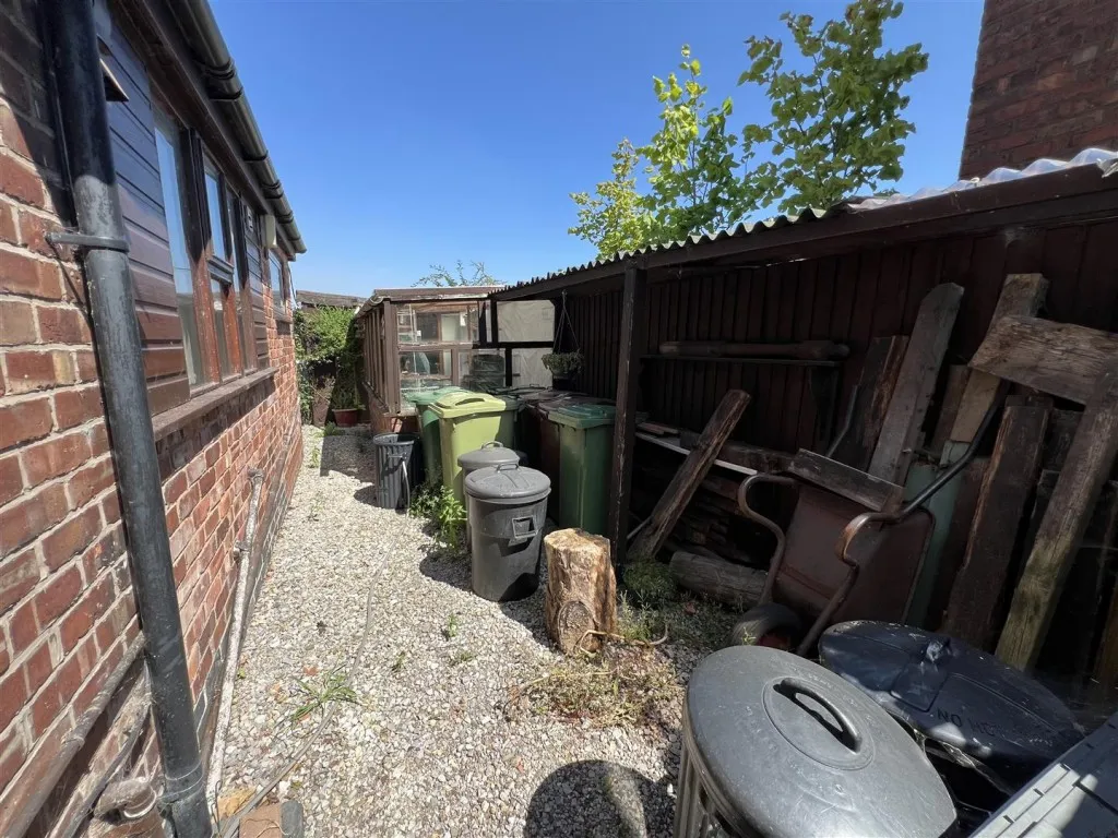 School Road, Meadowbank, CW7, photo 32