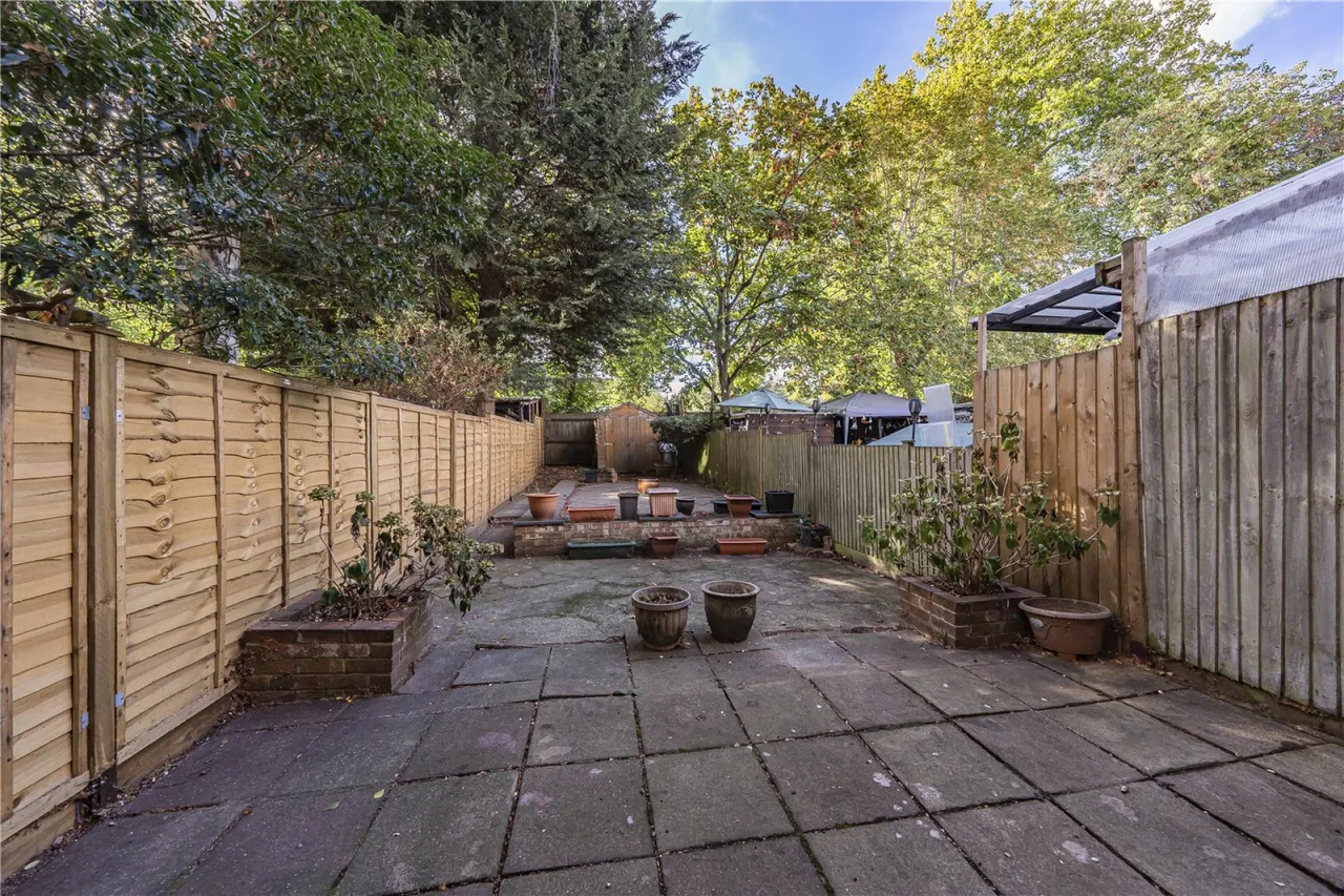 Cortis Road, London, photo 8