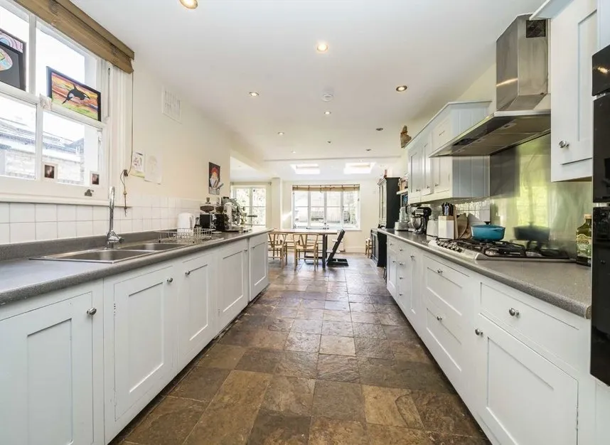 Sugden Road, Battersea, SW11, photo 3