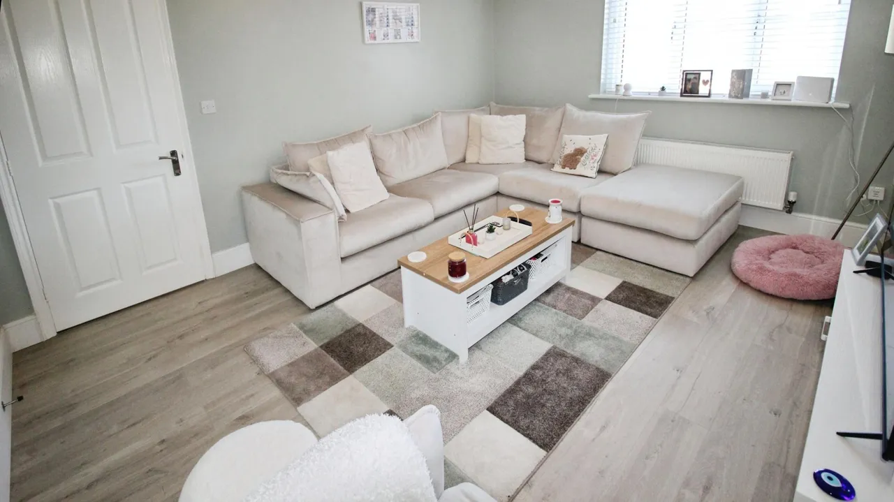 Robert Pearson Mews, Grimsby, DN32, photo 15