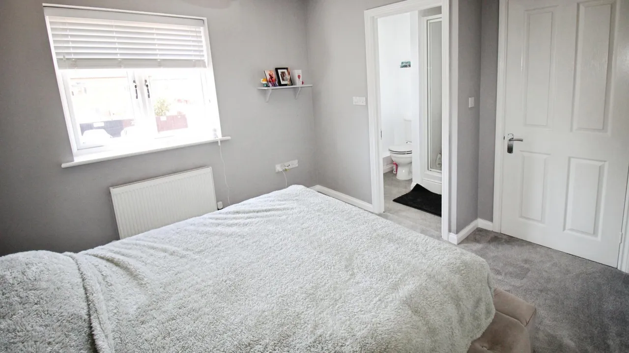 Robert Pearson Mews, Grimsby, DN32, photo 7