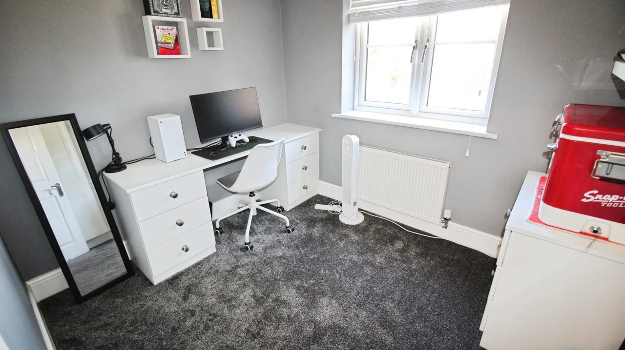 Robert Pearson Mews, Grimsby, DN32, photo 11