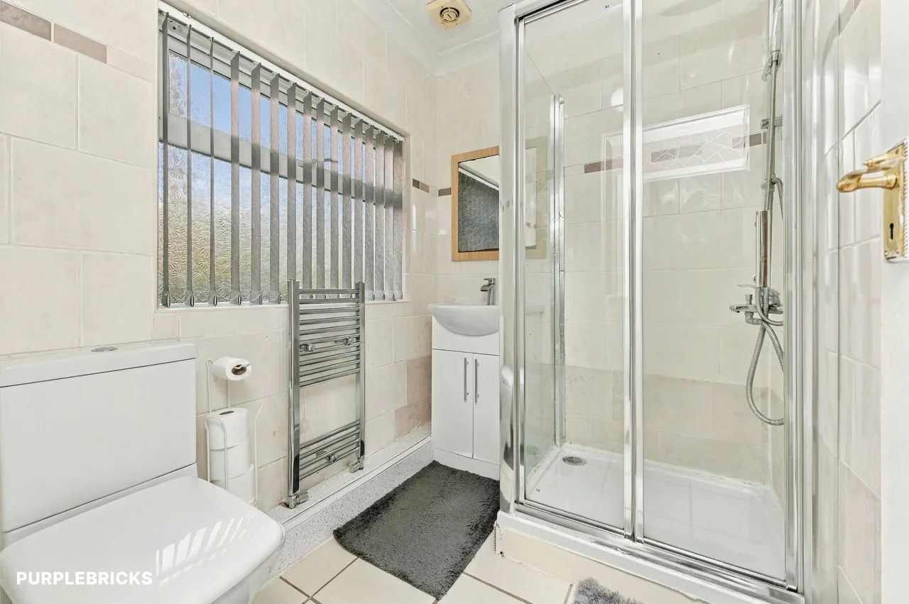 School Grove, Dewsbury, WF13, photo 16
