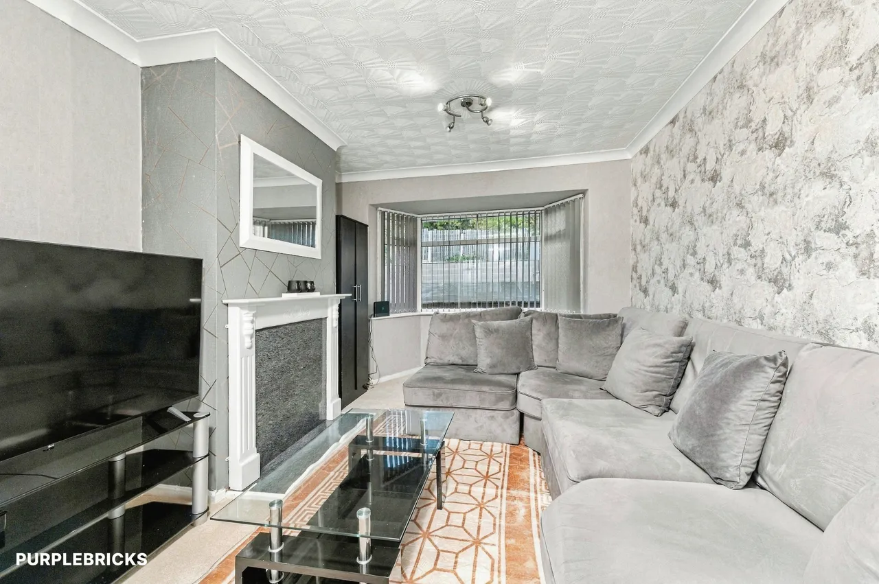 School Grove, Dewsbury, WF13, photo 7