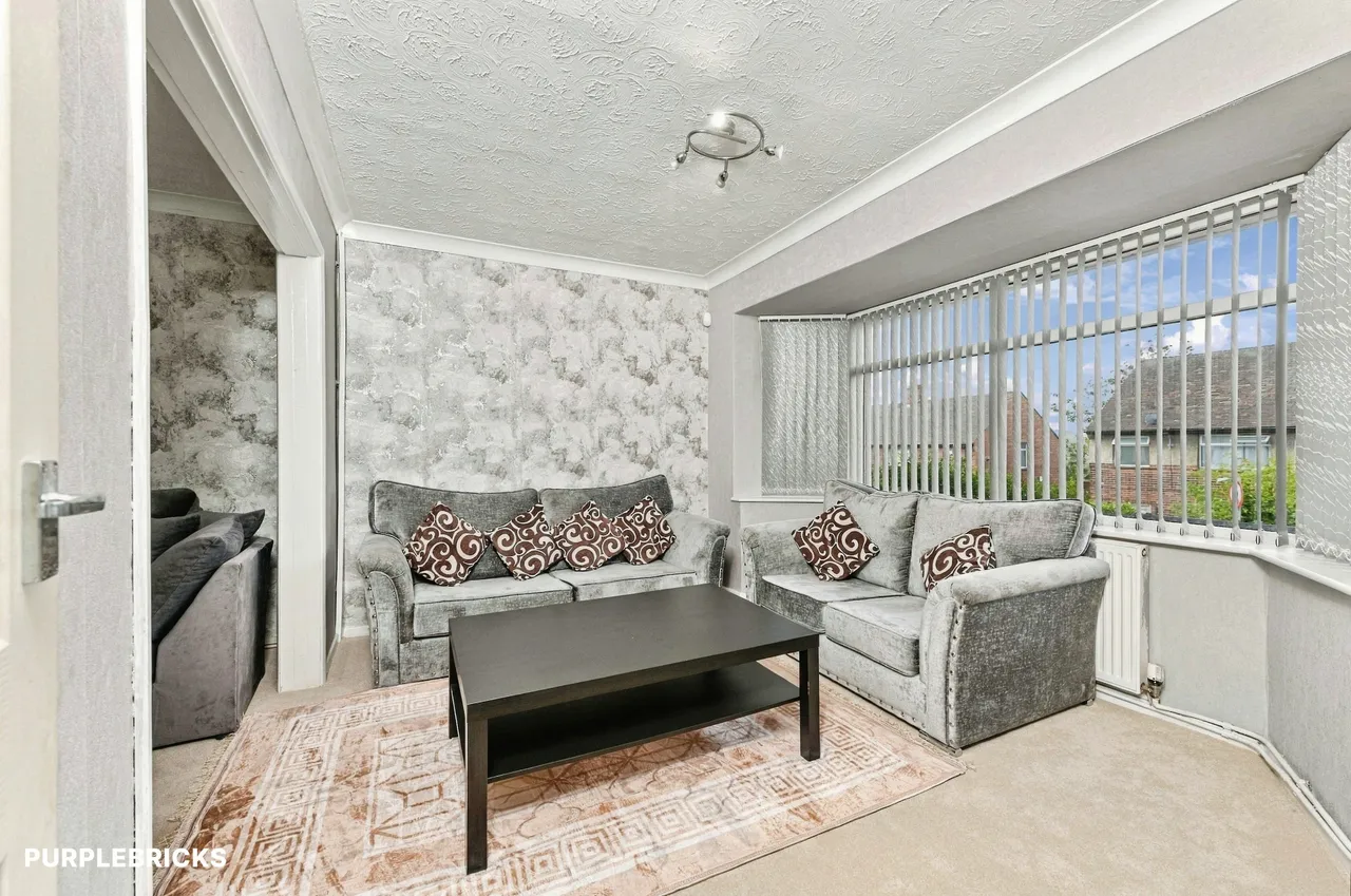 School Grove, Dewsbury, WF13, photo 6