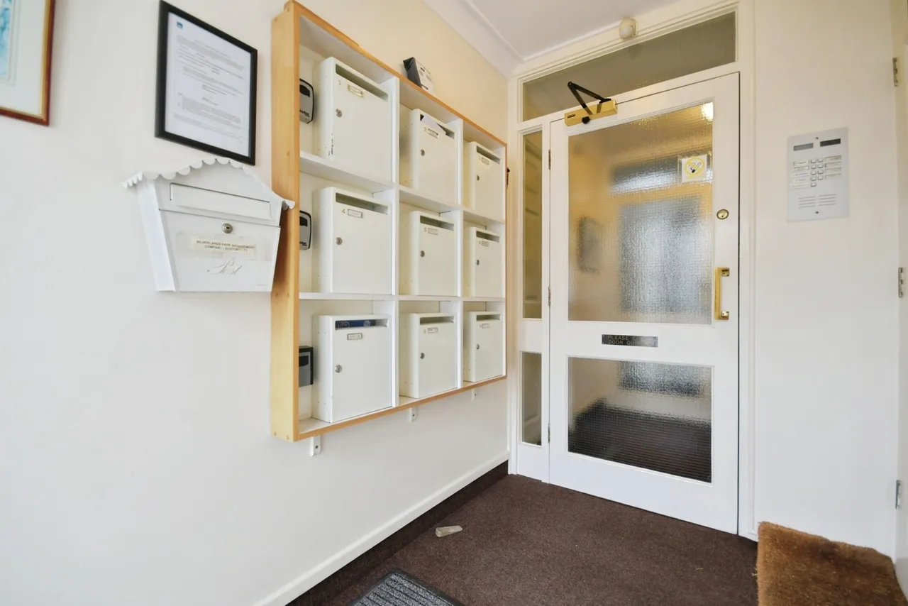 Silverlands Park, Buxton, Derbyshire, SK17, photo 10