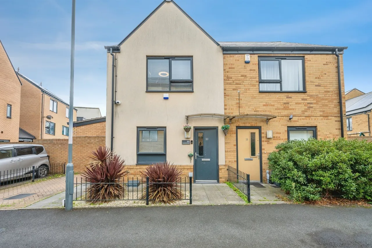 2 bed house for sale, Thomas George Way, Birmingham, B19