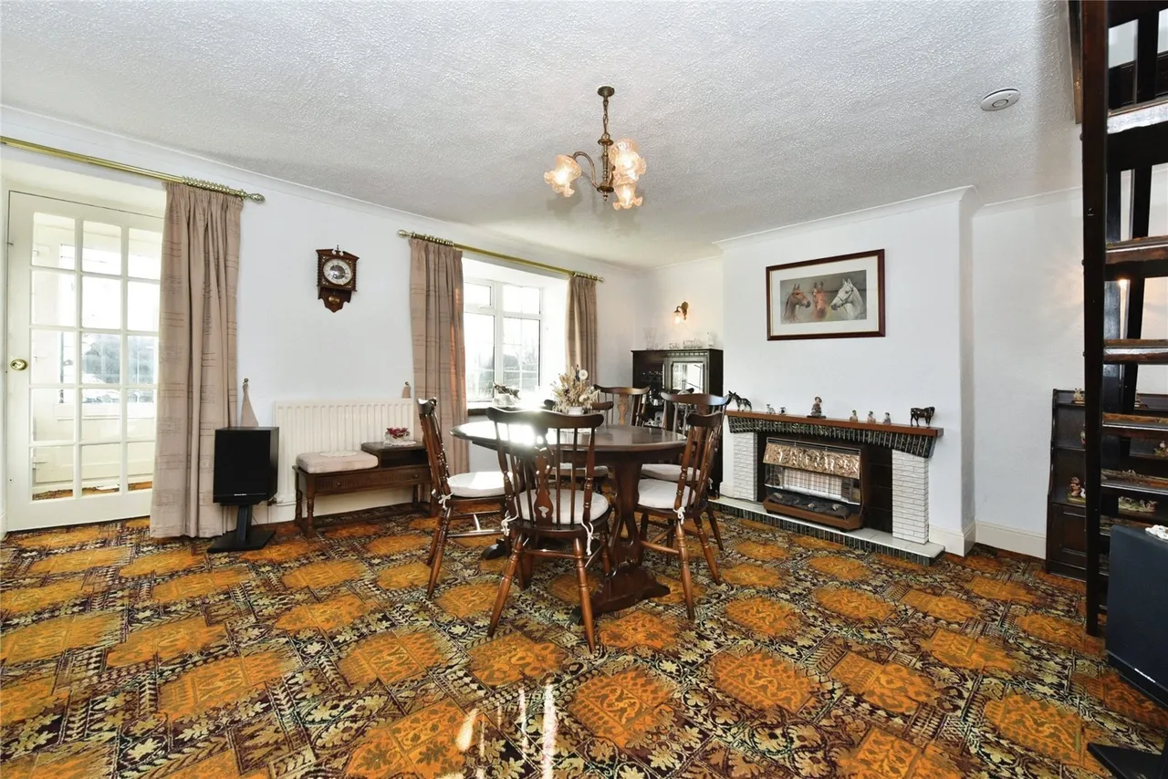 Wentworth Road, Thorpe Hesley, Rotherham, South Yorkshire, S61, photo 8