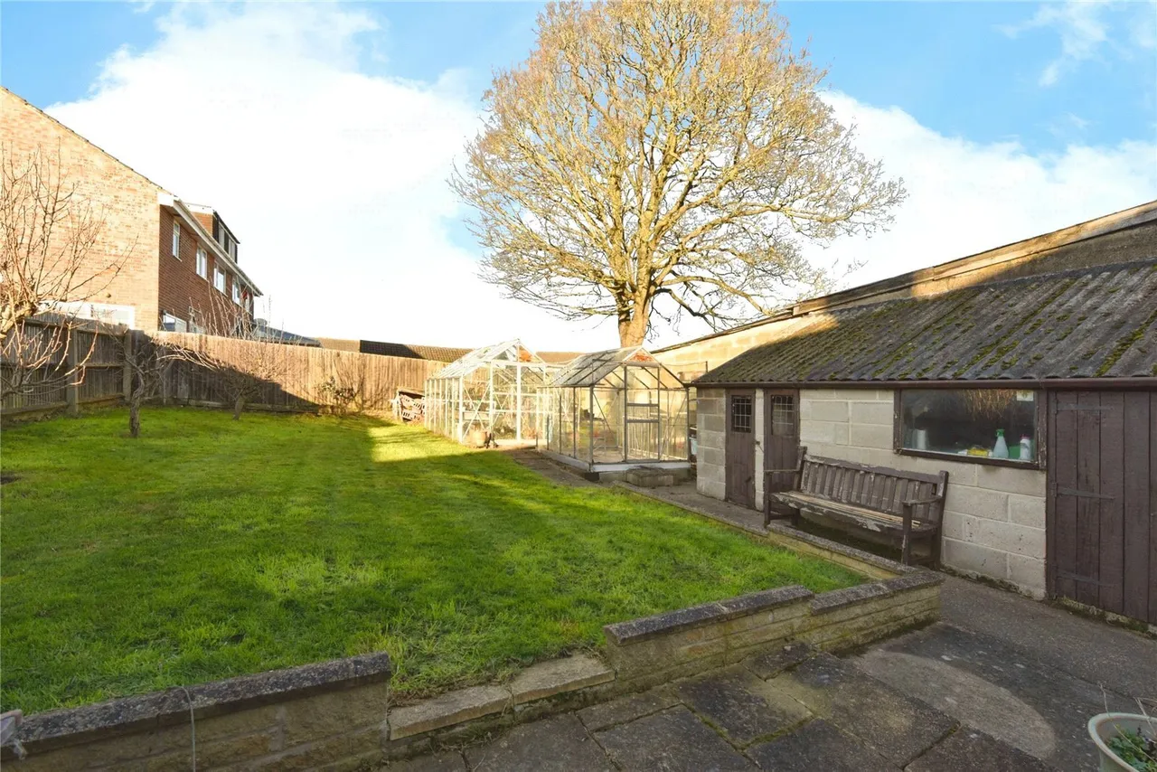 Wentworth Road, Thorpe Hesley, Rotherham, South Yorkshire, S61, photo 14