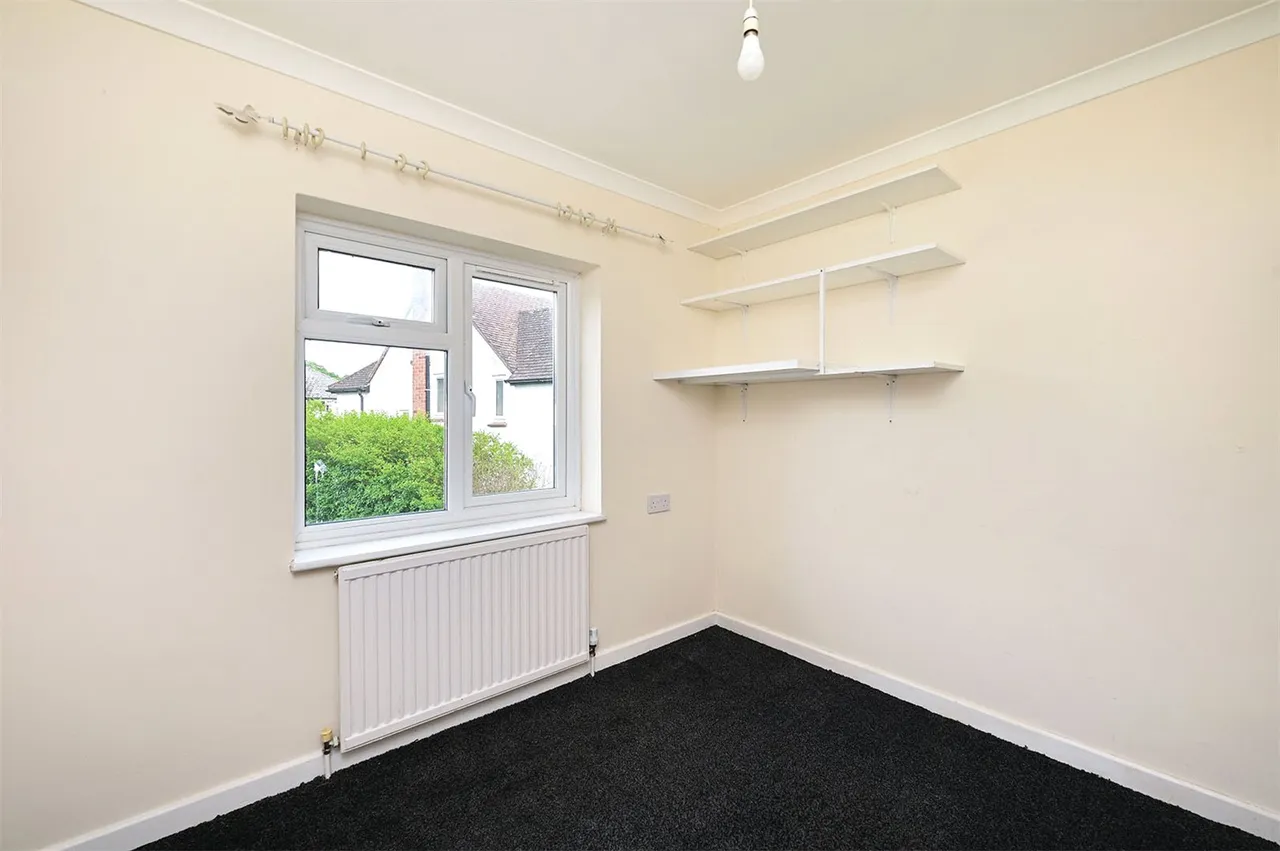 Mytchett Road, Mytchett, Camberley, Surrey, GU16 6EZ, photo 11