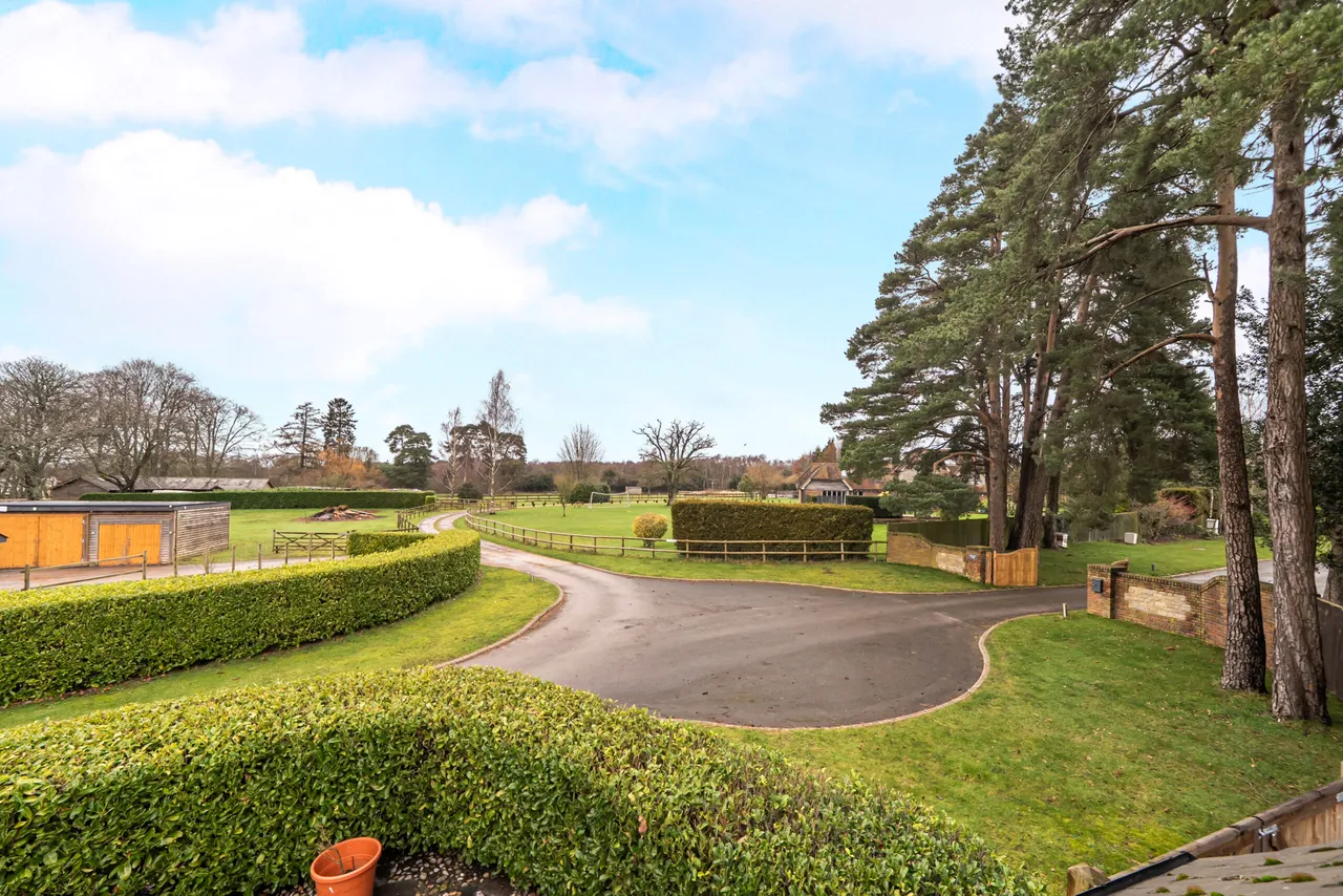 Hewshott Lane, Liphook, GU30, photo 17