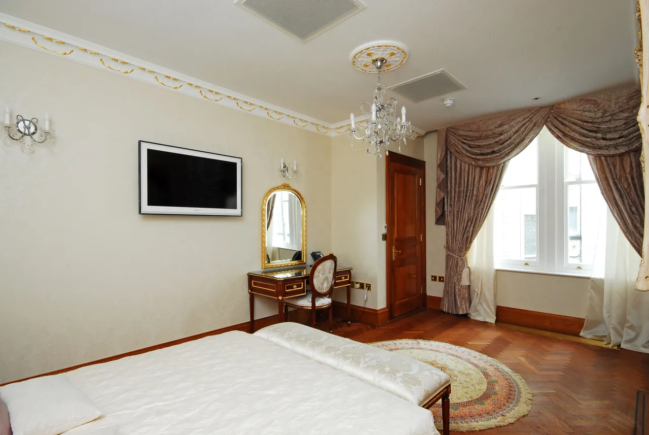 10 Cumberland House, Kensington Road, London, photo 10