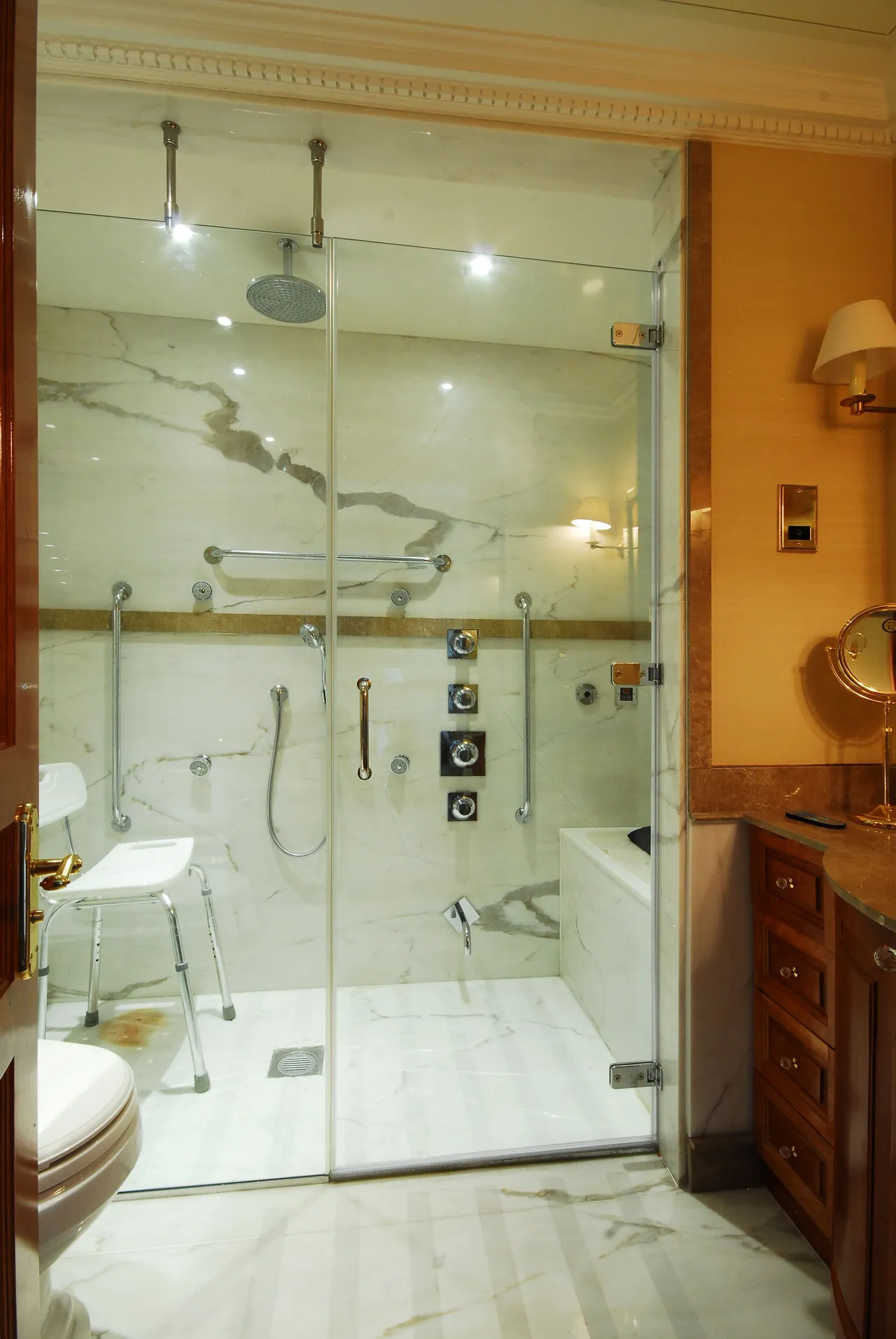 10 Cumberland House, Kensington Road, London, photo 8