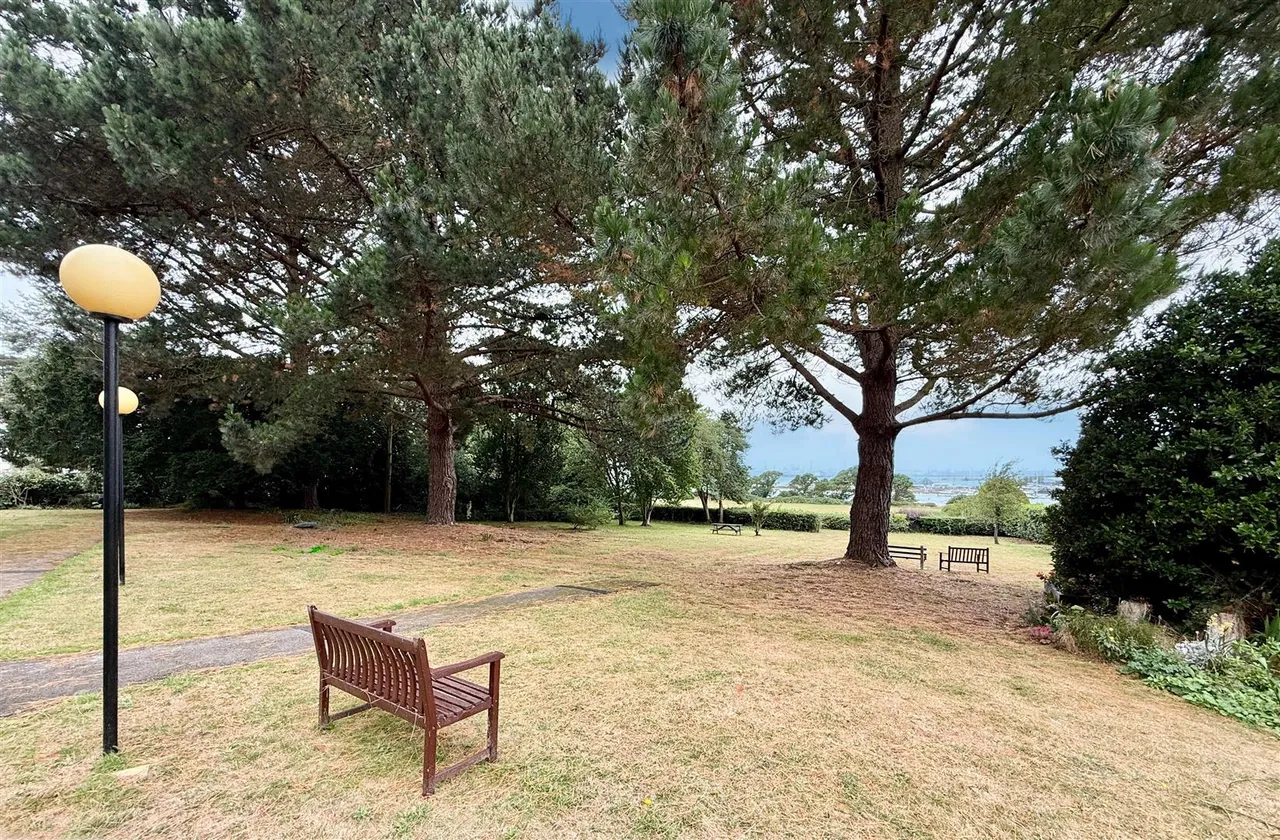 Garden Mews, Warsash, photo 5