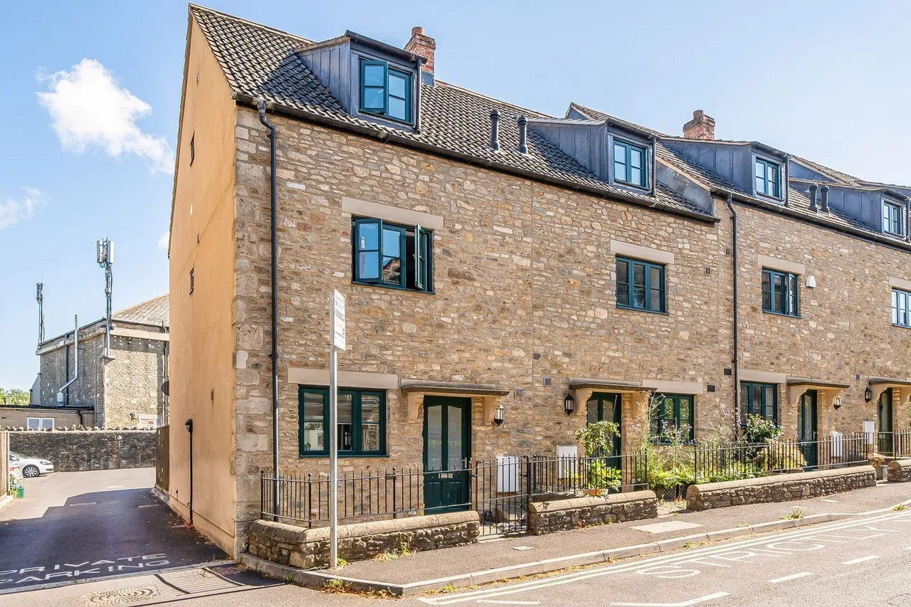 South Parade, Frome, BA11, photo 23