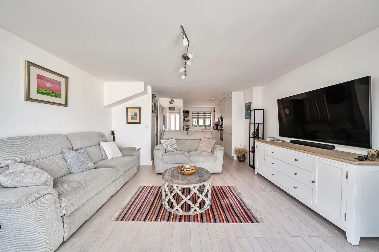 South Parade, Frome, BA11, photo 3