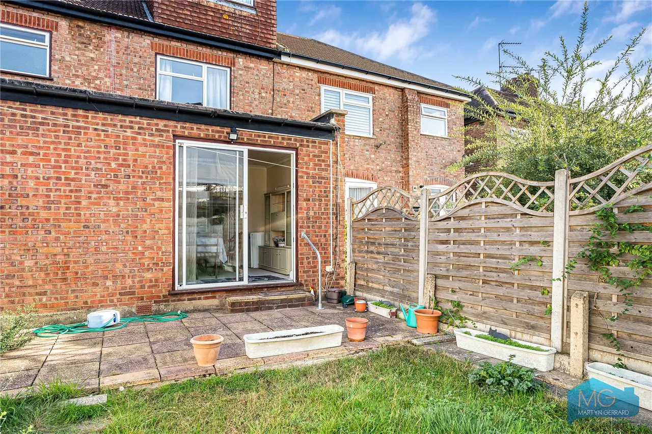 Devonshire Road, London, NW7, photo 22