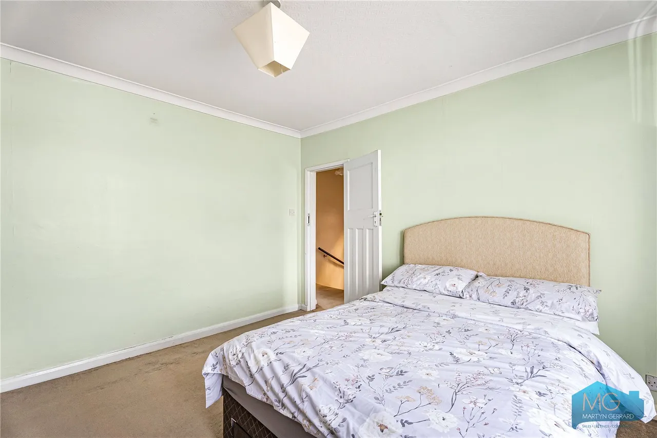 Devonshire Road, London, NW7, photo 11