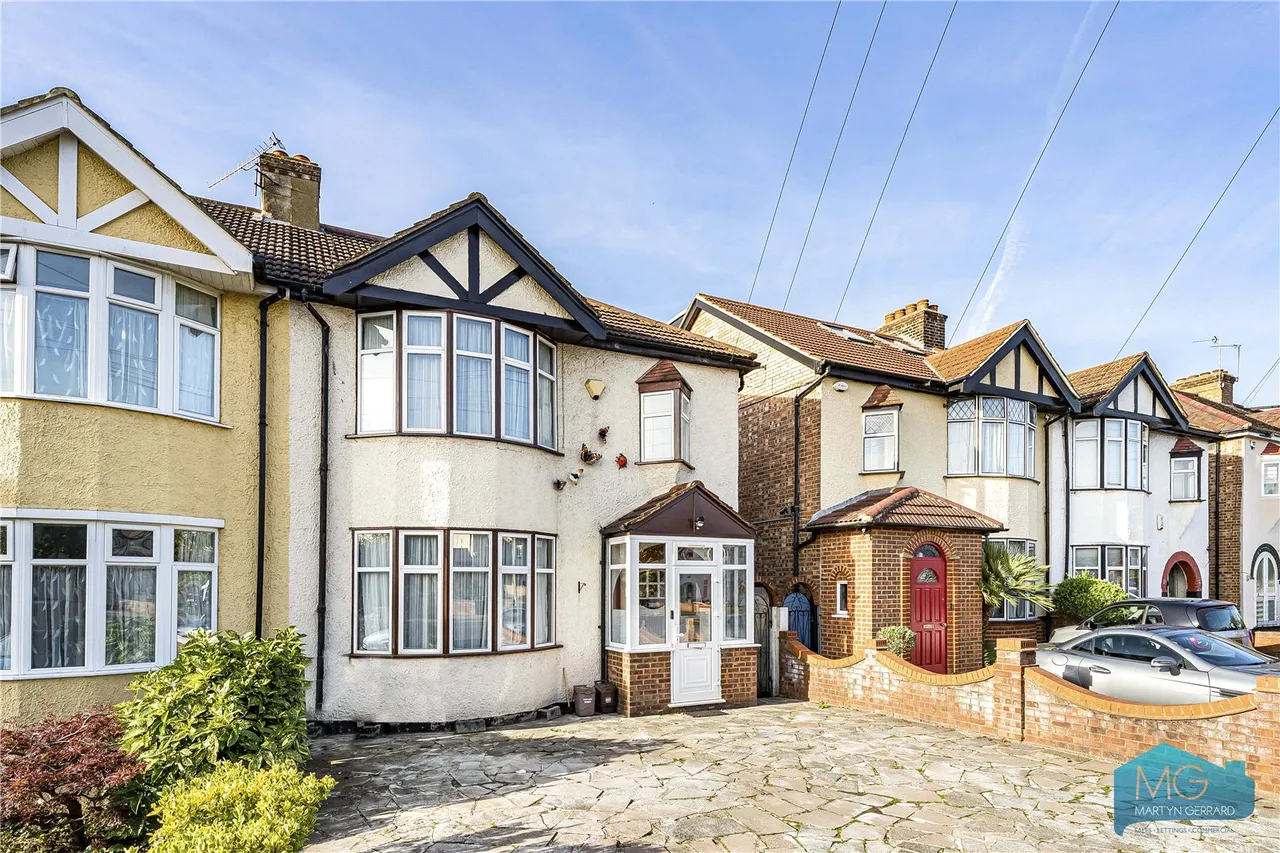 Devonshire Road, London, NW7, photo 23
