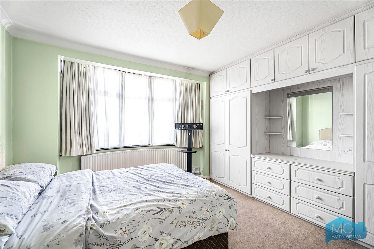 Devonshire Road, London, NW7, photo 9