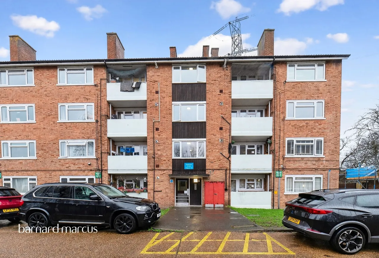 2 bed flat for sale — South Lane, New Malden