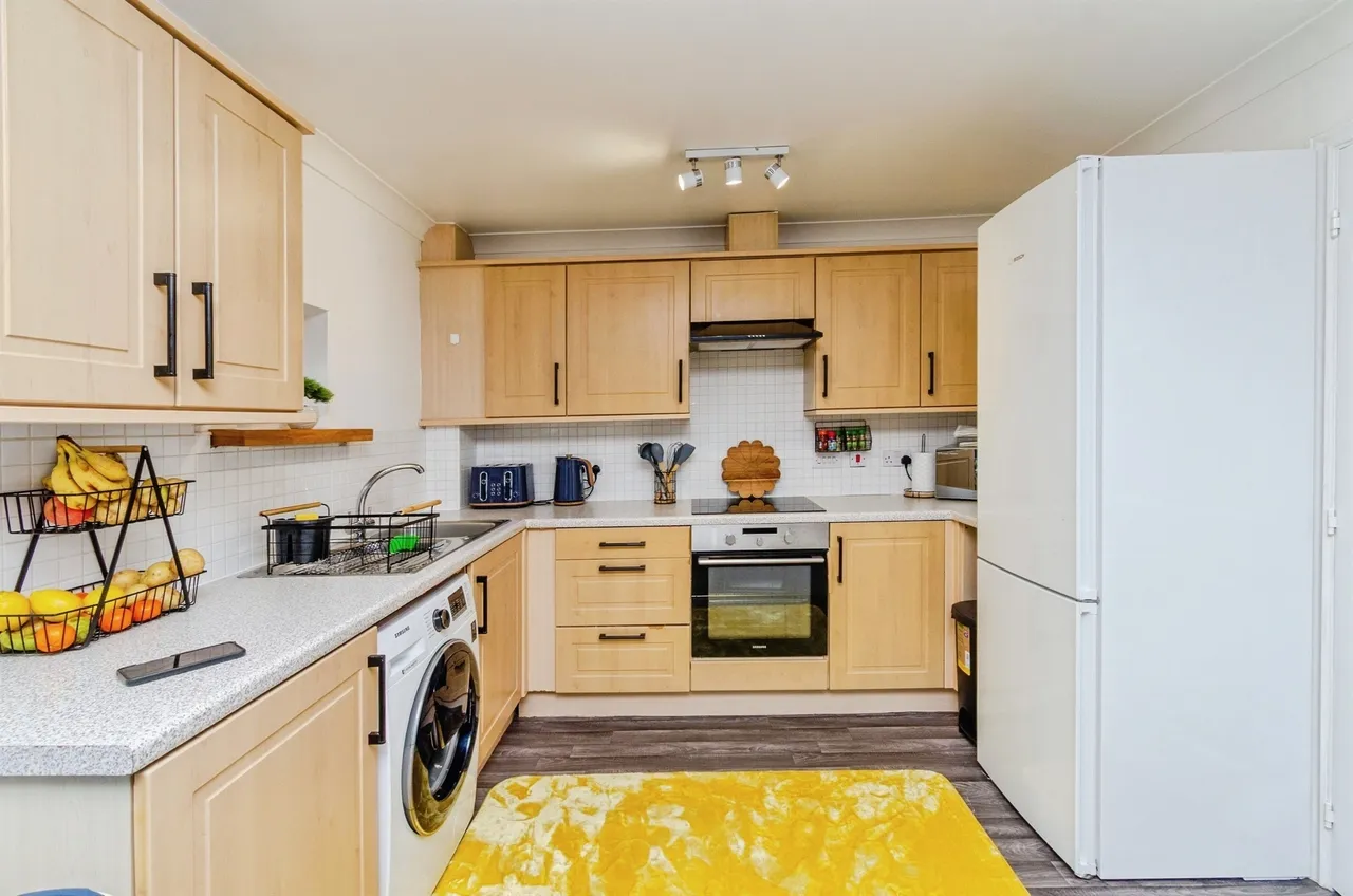 Essington Way, Wolverhampton, WV1, photo 6