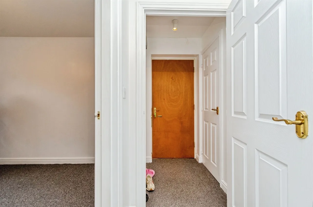 Essington Way, Wolverhampton, WV1, photo 3