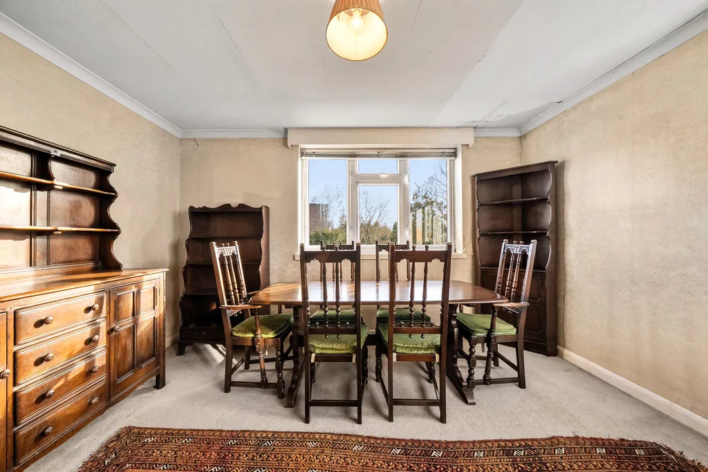 Oatlands Drive, Weybridge KT13 9JH, photo 6