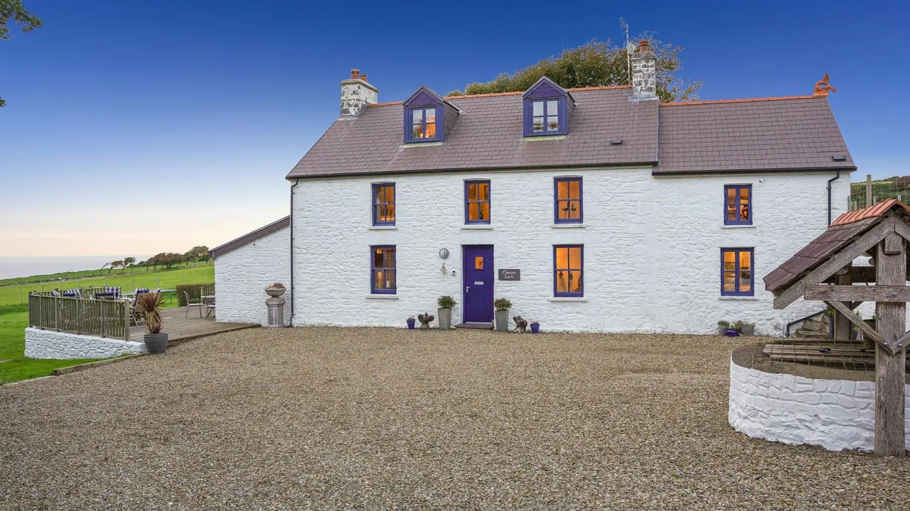 Erwan Fach, Llangrannog, SA44, photo 51