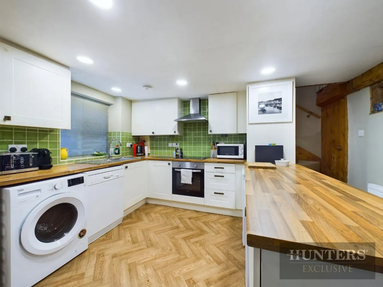 Longwestgate, Scarborough, YO11, photo 9